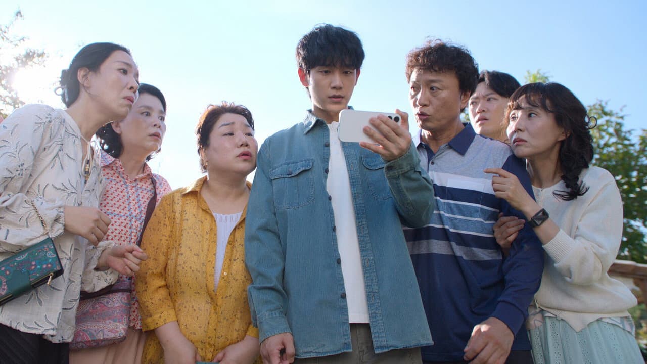 Episode 7 still